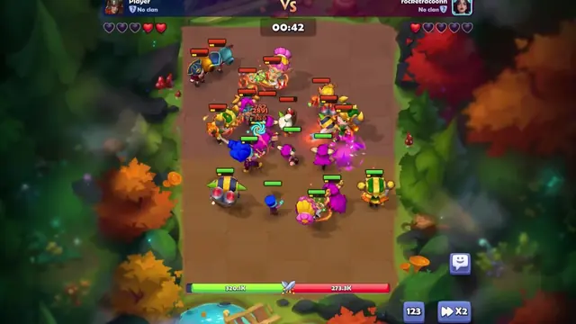 A Nudus PvP round in progress with both teams fighting in the middle of the board